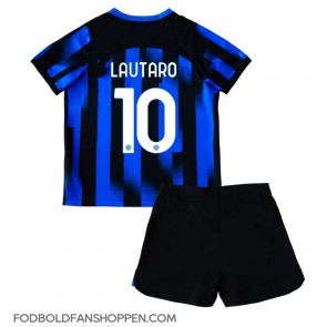 Inter Milan Lautaro Martinez #10 Hjemmebanetrøje Børn 2023-24 Kortærmet (+ Korte bukser)